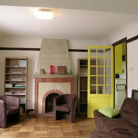 Maison De Bourg Cosy Avec Jardin Clos, Proche Le Pal, Confort Pour 10 Pers., Draps Inclus - Fr-1-489-109 بيت للعطل دومبيري سور بيسبري